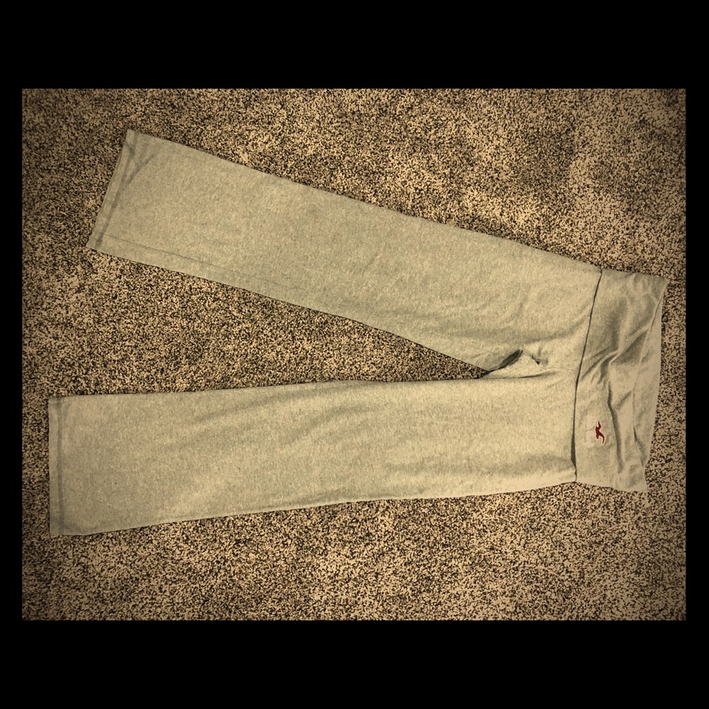 Hollister yoga pants